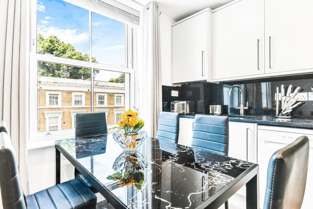 Luxaway 2br Kensington With Ac - Sleeps Up To 11 *
