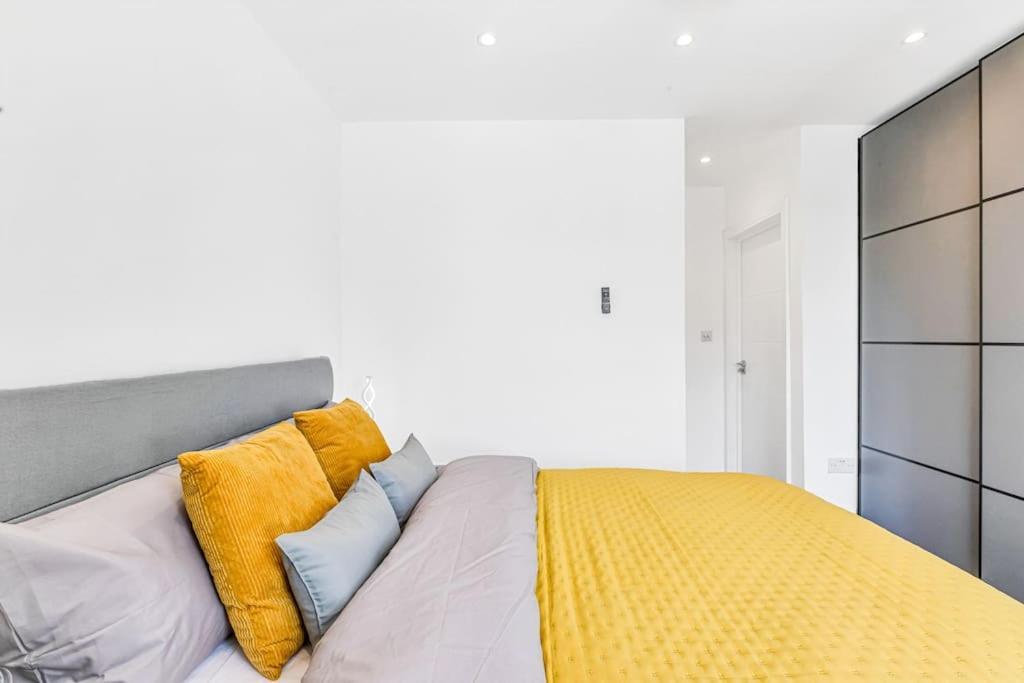Luxaway 2br Kensington With Ac - Sleeps Up To 11 Londra